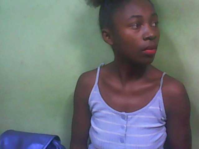 Oddajajo posnetke zaslona Aurelia42