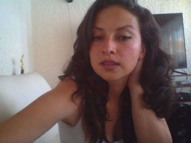 Oddajajo posnetke zaslona Aveshow