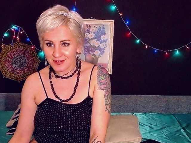 Oddajajo posnetke zaslona Amrolla