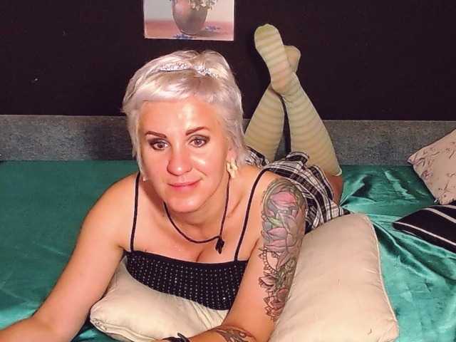 Oddajajo posnetke zaslona Amrolla