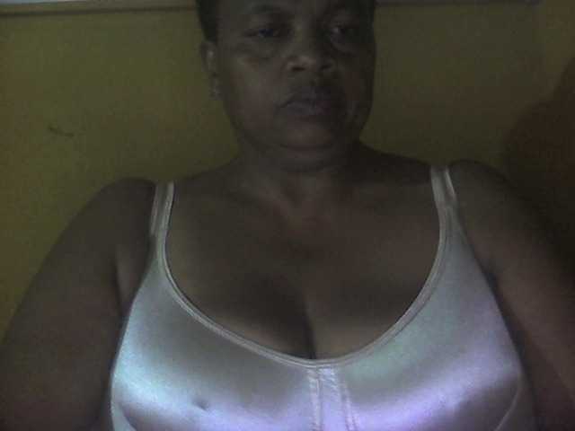 Oddajajo posnetke zaslona Aynabrina