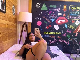 Erotični video klepet AzaharaWhite