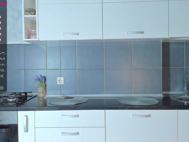 Oddajajo posnetke zaslona b3llahot