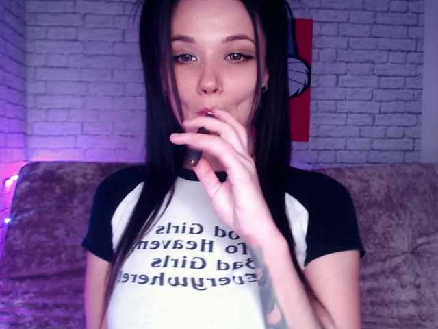 Oddajajo posnetke zaslona BabeOriginal