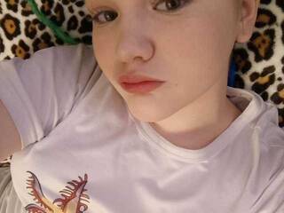 Erotični video klepet Baby-Molly