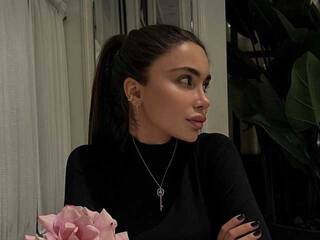 Erotični video klepet Angelina_kisa001