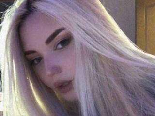 Erotični video klepet BABYBAE