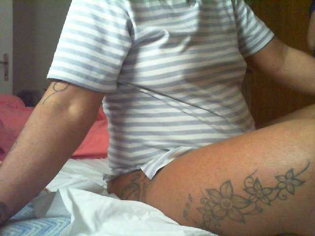 Oddajajo posnetke zaslona BabyBBB