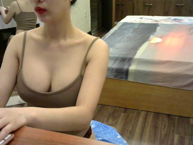 Fotografije BabyWetDream Hi guys, my name is Mihako, flash boobs is 91 tokens, flash pussy is 99, dance is 100 squirt 500 --Need to 1000tokens squirt right now..