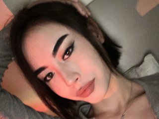 Erotični video klepet BadAsianBaby