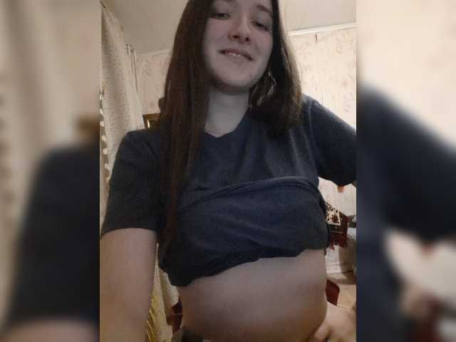 Oddajajo posnetke zaslona Naughty__Girl