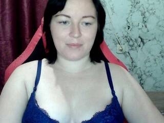 Erotični video klepet Badgirlll7