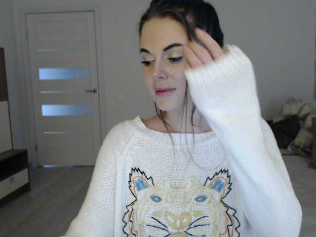 Oddajajo posnetke zaslona HoneyyBunny