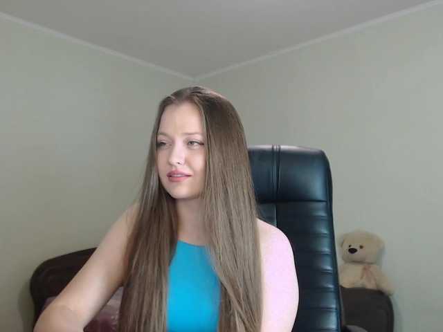 Oddajajo posnetke zaslona _YoungGirl_