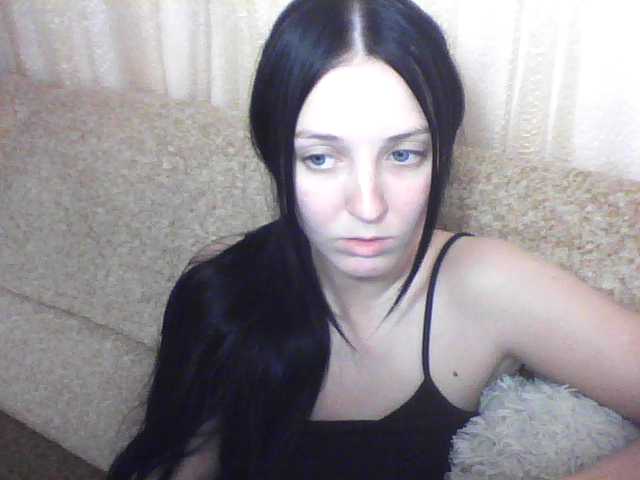 Oddajajo posnetke zaslona Milaya_Mila