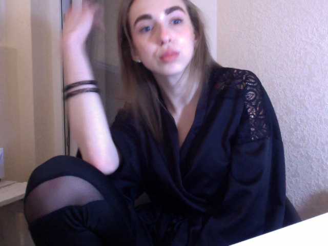 Oddajajo posnetke zaslona Barbiemodel