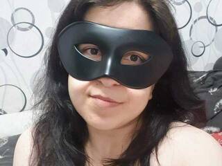 Erotični video klepet BatGirl-2