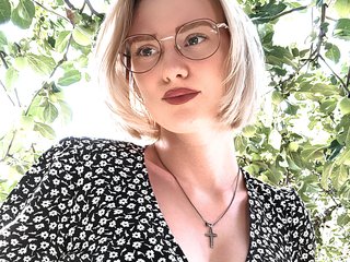 Erotični video klepet BEAUTIFUL-HALO