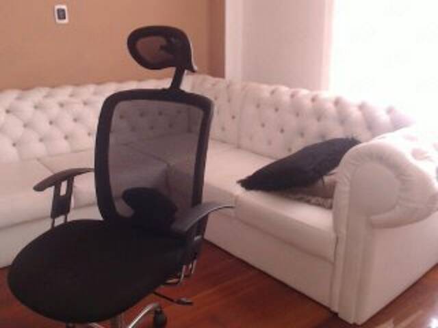 Oddajajo posnetke zaslona BeckyJames