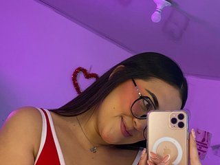 Erotični video klepet Beela-tay