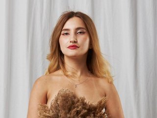 Erotični video klepet BellaCrave