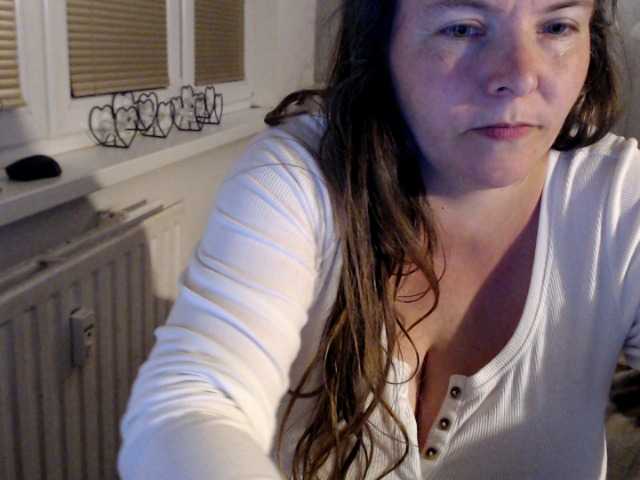 Oddajajo posnetke zaslona Bessy123