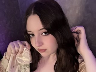 Erotični video klepet BettyannBencomo