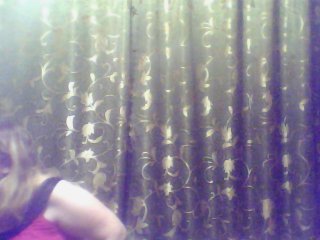 Oddajajo posnetke zaslona bigboobsss99