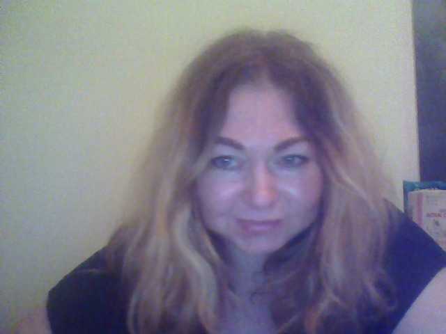 Oddajajo posnetke zaslona bigboobsss99
