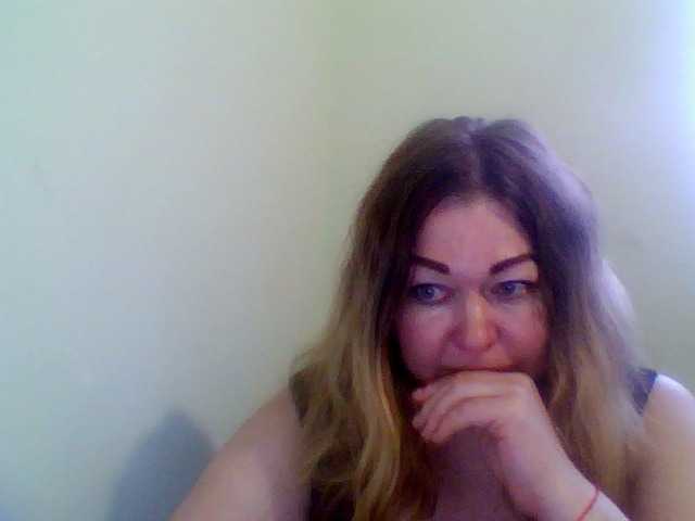 Oddajajo posnetke zaslona bigboobsss99