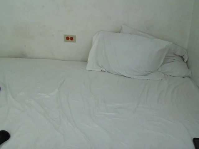 Oddajajo posnetke zaslona BiggAssC