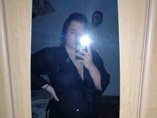 Erotični video klepet BiggKittyGirl666