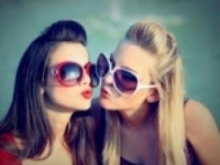 Erotični video klepet blackkwhite