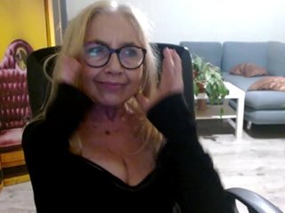 Erotični video klepet BlondeSofia