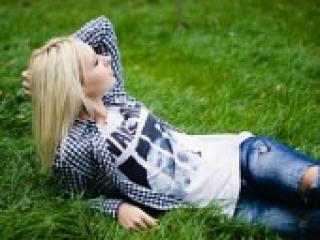 Erotični video klepet blondibarbi