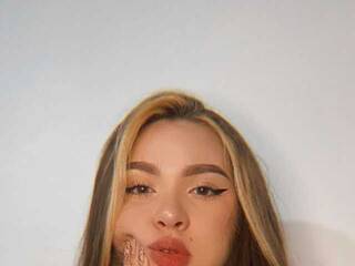 Erotični video klepet Blondie-Kiutt