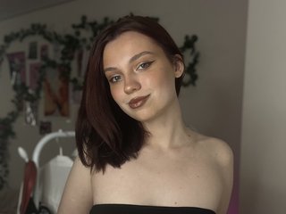 Erotični video klepet BloomyBoom