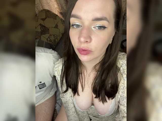 Oddajajo posnetke zaslona HellMor