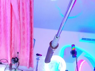 Erotični video klepet NathaxaLeans