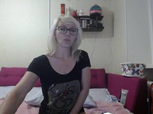 Oddajajo posnetke zaslona Pixie12