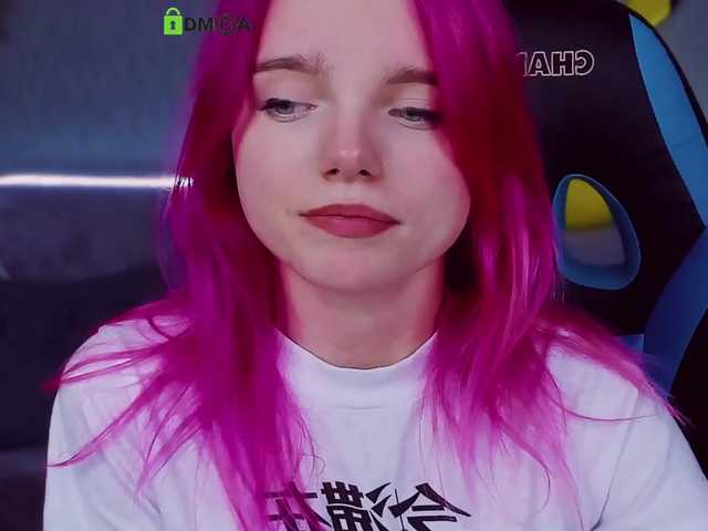 Oddajajo posnetke zaslona TinyCat