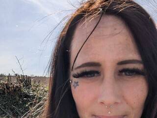 Erotični video klepet Brandi-Black