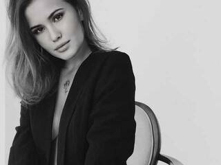 Erotični video klepet BrilliantKimmy