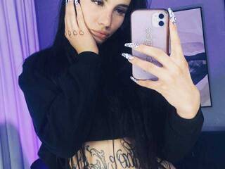 Erotični video klepet BritniSquirts