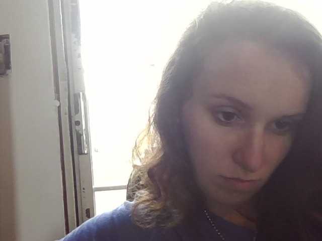 Oddajajo posnetke zaslona Brunettebabexo3a