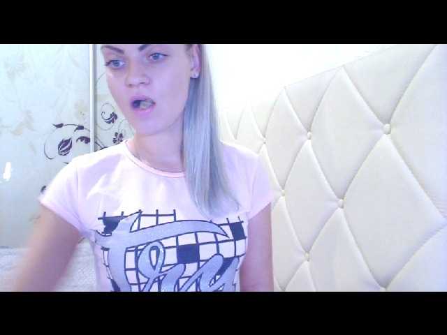 Oddajajo posnetke zaslona BunnyXXX21