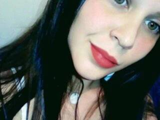 Erotični video klepet bustyfiery