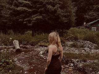 Erotični video klepet CallmeAnna