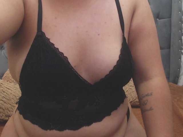 Oddajajo posnetke zaslona camilleblack01