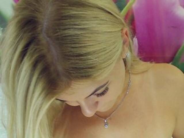 Oddajajo posnetke zaslona CamomillaG